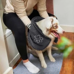 Frisco Microfiber Chenille Shammy Towel & Frisco Microfiber Chenille Paw Print Dog & Cat Mat, Dark Gray 13 Frisco Microfiber Chenille Shammy Towel & Frisco Microfiber Chenille Paw Print Dog & Cat Mat, Dark Gray -Frisco Shop 303468 PT4. AC SS1800 V1623067964