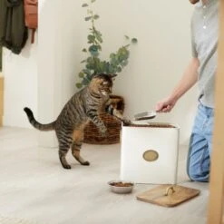 Frisco Premium Airtight Dog & Cat Food Storage Canister With Scoop -Frisco Shop 331486 PT3. AC SS1800 V1657656891