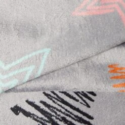 Frisco Plush Cat & Dog Throw Blanket -Frisco Shop 816702 PT4. AC SS1800 V1701117014